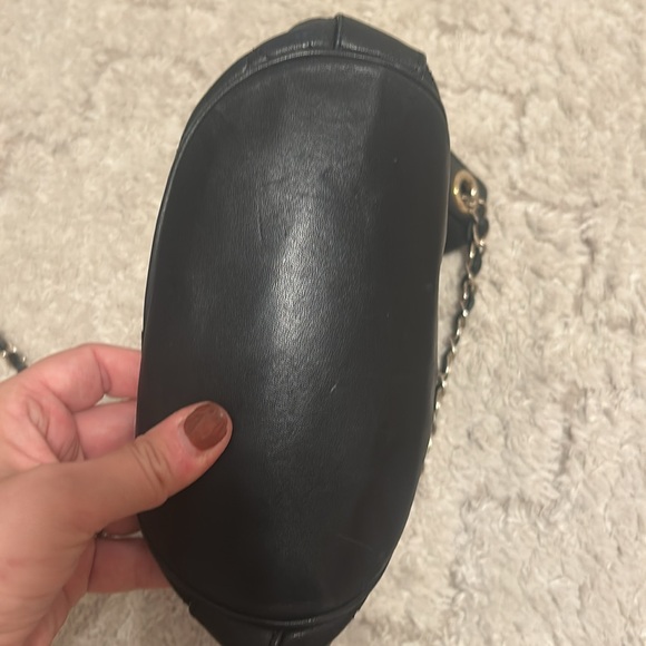 Moschino Black Quilted Leather Shoulder Bag - Picture 6 of 8